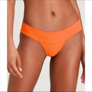 Frankies Sofia bottoms red large